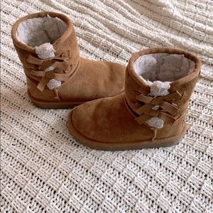 Girls koolaburra by ugg boots